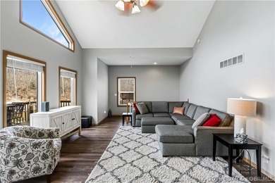 Enjoy the ultimate Lake of the Ozarks lifestyle in this - photo 5