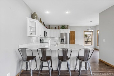 Enjoy the ultimate Lake of the Ozarks lifestyle in this - photo 8