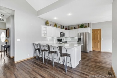 Enjoy the ultimate Lake of the Ozarks lifestyle in this - photo 10