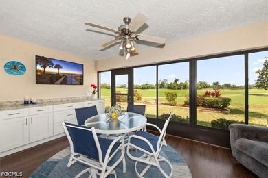 Beautiful 2 BR + Den condo that has been totally updated. The - photo 12