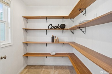 Welcome to this inviting 3-bedroom, 2-bathroom ranch-style home - photo 12