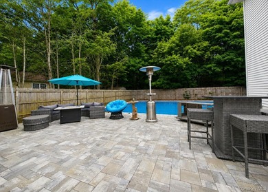 Move right into this beautifully maintained home in North - photo 17