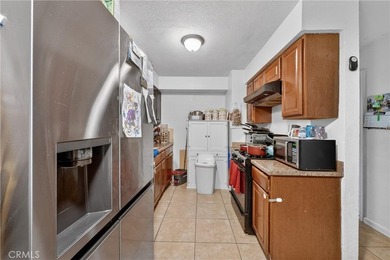 opportunity to acquire a large 4 Plex-unit All unit 3 Bedroom 2 - photo 19