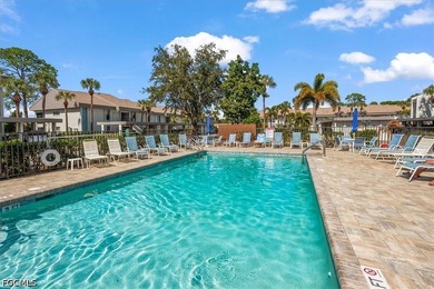 Beautiful 2 BR + Den condo that has been totally updated. The - photo 26