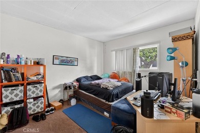 opportunity to acquire a large 4 Plex-unit All unit 3 Bedroom 2 - photo 26