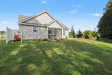 Beautifully maintained home in the desirable Turning Pines - photo 28