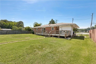 This beautifully maintained brick rancher offers 3 bedrooms/2 - photo 29