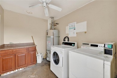 opportunity to acquire a large 4 Plex-unit All unit 3 Bedroom 2 - photo 30