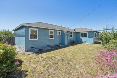 Welcome to this inviting 3-bedroom, 2-bathroom ranch-style home - photo 38