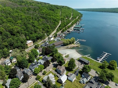 The Keuka Lakeside Inn presents a rare opportunity to acquire a - photo 6