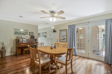 Affordable and move-in ready home on a corner lot in Gulf Breeze - photo 9