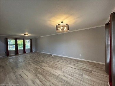 Luxury Riverfront living at The Cove at Canterbury. Discover - photo 3