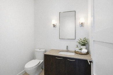 Located in the prestigious EVOLO project on Ile-des-Soeurs, this - photo 15