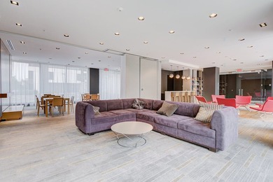 Located in the prestigious EVOLO project on Ile-des-Soeurs, this - photo 26