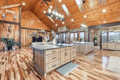 Luxury meets craftsmanship in this stunning 6,900 sq ft estate - photo 26
