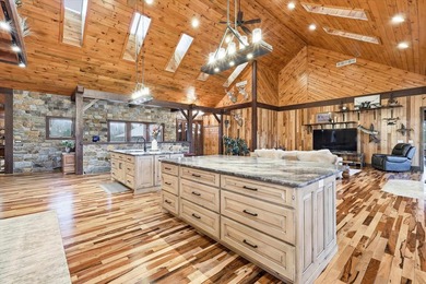 Luxury meets craftsmanship in this stunning 6,900 sq ft estate - photo 27