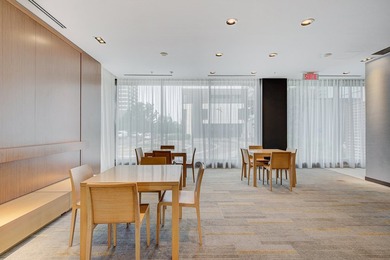 Located in the prestigious EVOLO project on Ile-des-Soeurs, this - photo 29