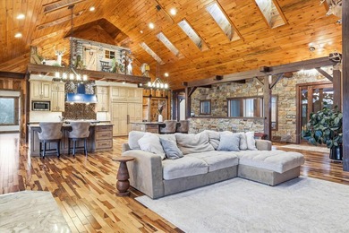 Luxury meets craftsmanship in this stunning 6,900 sq ft estate - photo 33