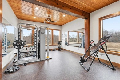 Luxury meets craftsmanship in this stunning 6,900 sq ft estate - photo 38