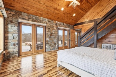Luxury meets craftsmanship in this stunning 6,900 sq ft estate - photo 41
