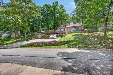 Lake view and lake access home at the Big Niangua 2MM with - photo 2