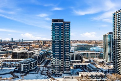 Located in the prestigious EVOLO project on Ile-des-Soeurs, this - photo 46