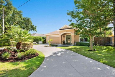 Rare East Hill Home with Partial Bayou Texar Waterviews, Split - photo 1