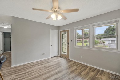 Stop scrolling - this one checks boxes most listings can't. This - photo 4