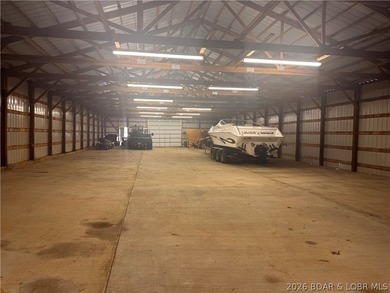 Boat Racer, Motor-coach or just too many toys this 6000 sq.ft - photo 10