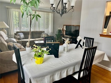 Discover this beautiful, well-maintained single family ranch - photo 5