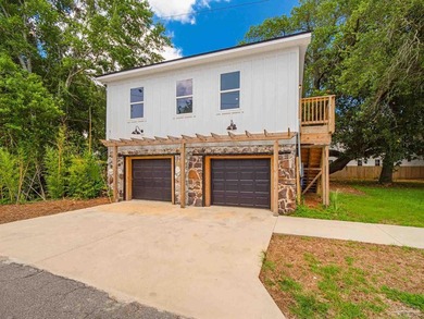 **STR & MULTI-FAMILY!** Just bring flowers! This 1919 built - photo 3