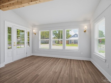 **STR & MULTI-FAMILY!** Just bring flowers! This 1919 built - photo 9