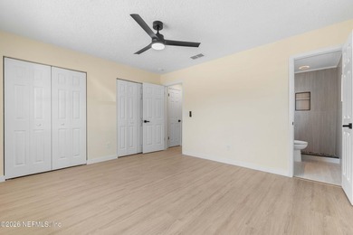 Beautiful charming with many tasteful updates 4 - 2 Block-Brick - photo 16