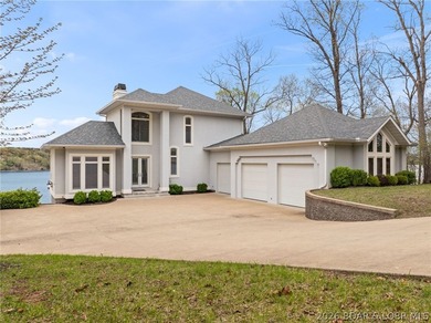 Experience elevated lakefront living in the exclusive community - photo 2