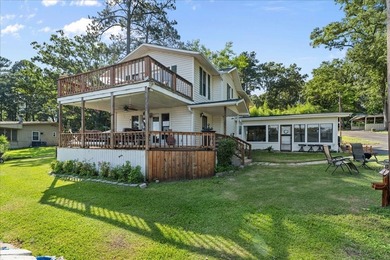 Wonderful rustic waterfront home on lake Lydia nestled along the - photo 24