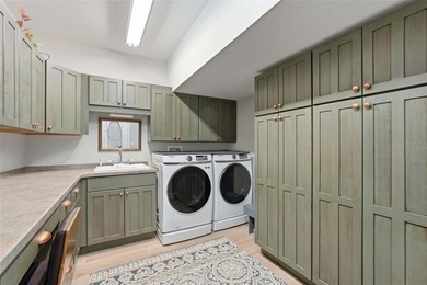 Experience the pinnacle of luxury country living with this - photo 26