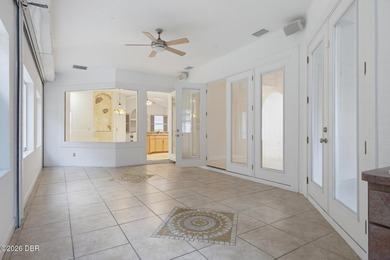 Welcome to this beautifully maintained 3-bedroom, 2-bath - photo 33