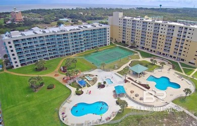 Welcome to this beautifully updated GROUND floor beachfront - photo 38