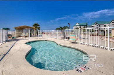 Welcome to this beautifully updated GROUND floor beachfront - photo 41