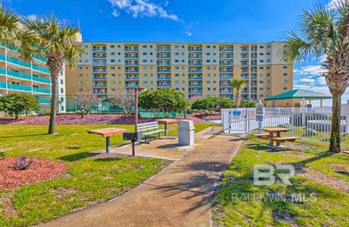 Welcome to this beautifully updated GROUND floor beachfront - photo 46