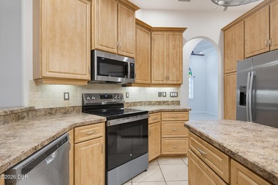 Welcome to this beautifully maintained 3-bedroom, 2-bath - photo 46