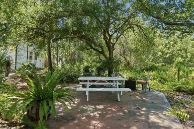 Experience the pinnacle of luxury country living with this - photo 48