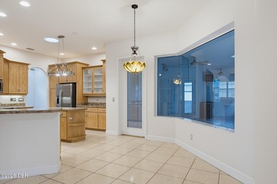 Welcome to this beautifully maintained 3-bedroom, 2-bath - photo 50