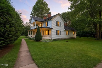 (private lake, pond, creek) Home For Sale in Mountain City Tennessee