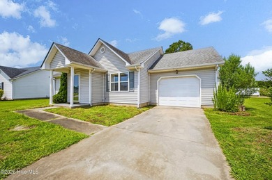 Well maintained 2bd 2ba home on an open corner lot in the - photo 3