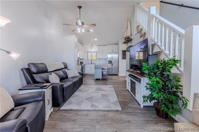 This beautifully updated 2-bdrm, 1.5-bath condo at Steeple Ridge - photo 5