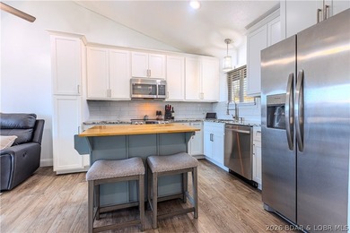 This beautifully updated 2-bdrm, 1.5-bath condo at Steeple Ridge - photo 7