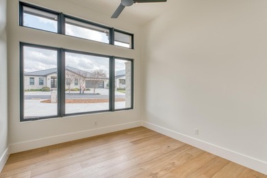 Luxury new construction in Applehead West loaded with custom - photo 15