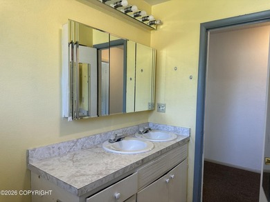 Just 5 minutes to JBER's Boniface Gate--VA, FHA & AHFC eligible - photo 16