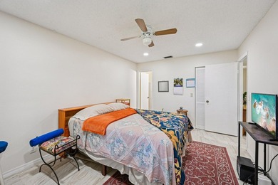 Welcome home to this charming 1-bedroom,1.5-bath VILLA located - photo 18